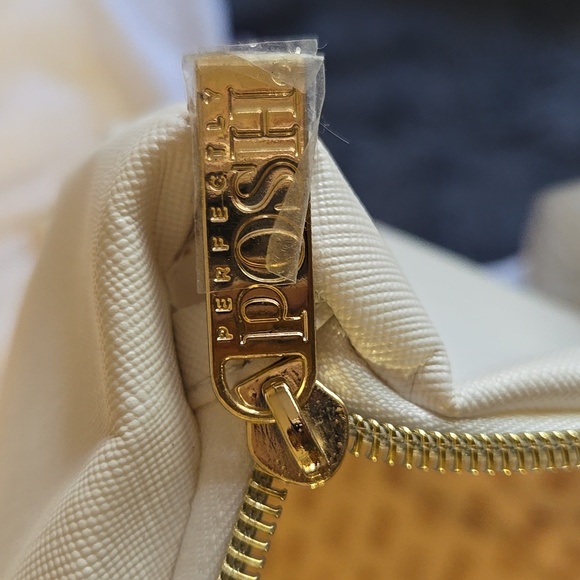 Perfectly Posh White and Glitter Tote Bag - Picture 4 of 5